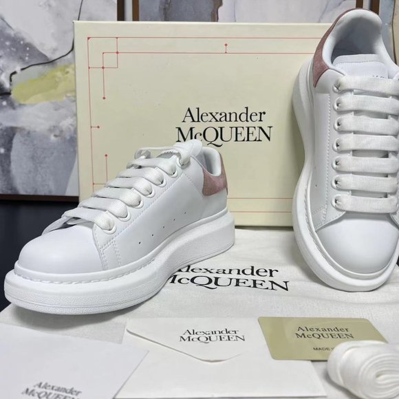 Alexander McQueen Pink Tail Women's Sports Shoes - Picture 2 of 6